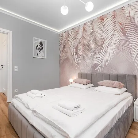 Wspolna 51 By Homeprime