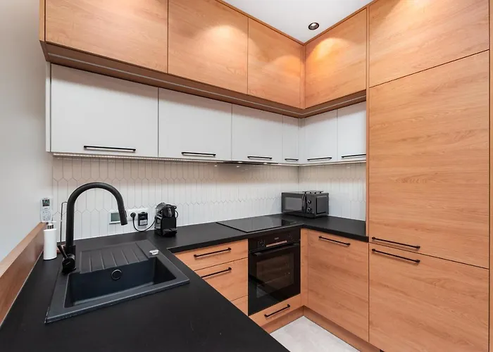 Wspolna 51 By Homeprime Apartment *